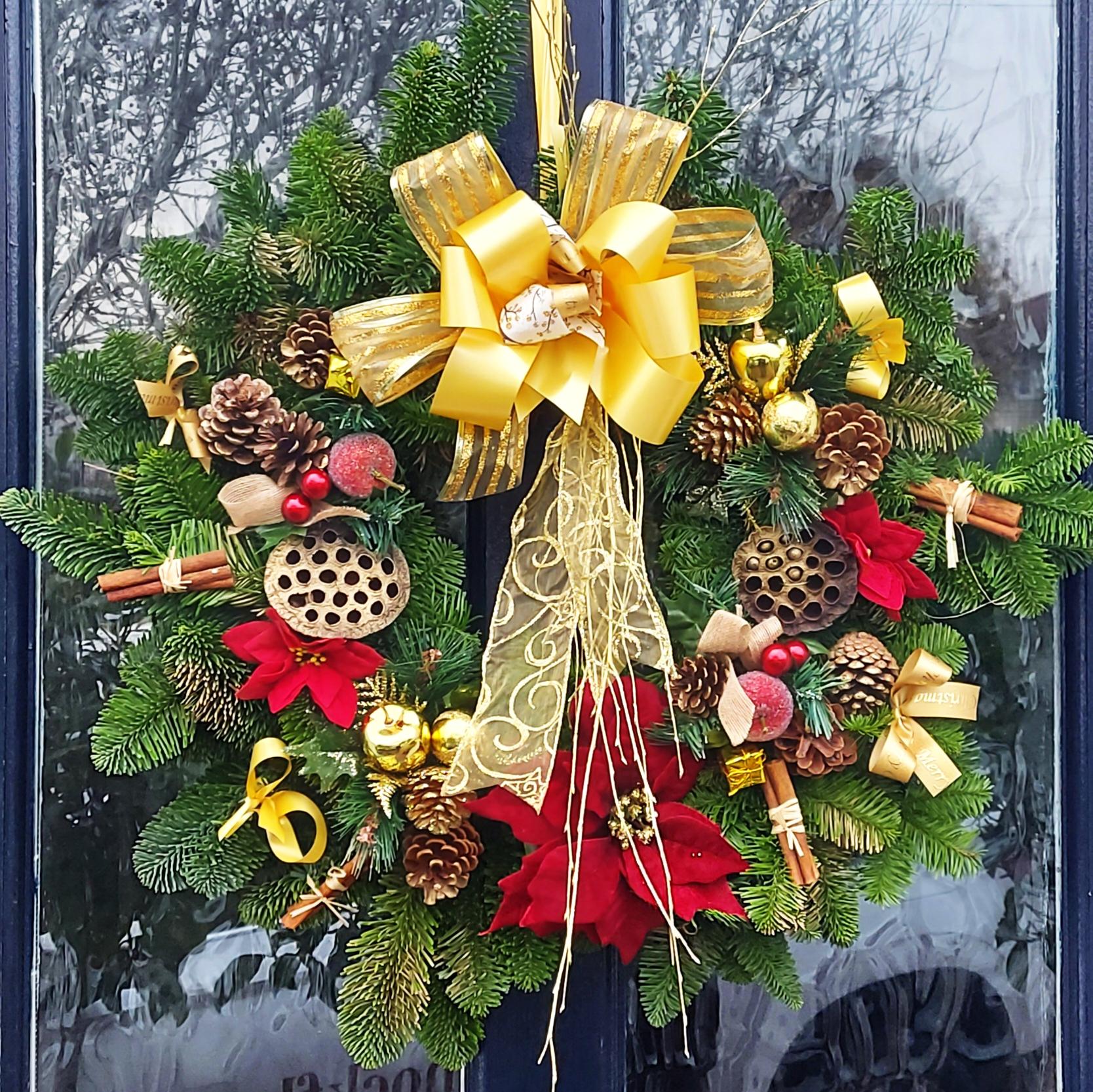 Christmas Door Wreath Gold